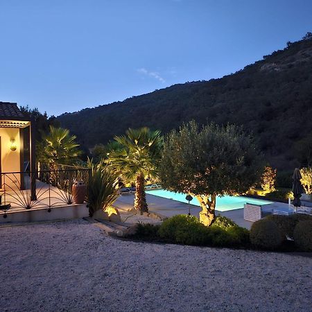 Villa Les Trois J กรีโมด์ ภายนอก รูปภาพ
